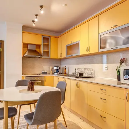 Two-bedroom In The Heart Of The Rhodopes Apartment *