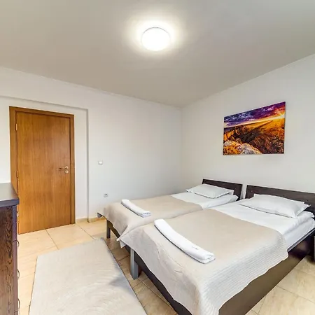 Two-bedroom In The Heart Of The Rhodopes By Flat Manаger Apartment *