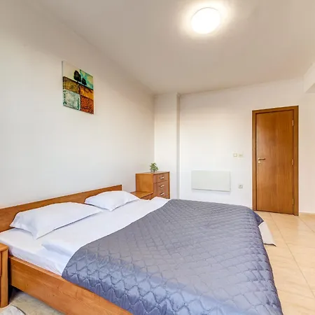 Two-bedroom In The Heart Of The Rhodopes By Flat Manаger * Pamporovo
