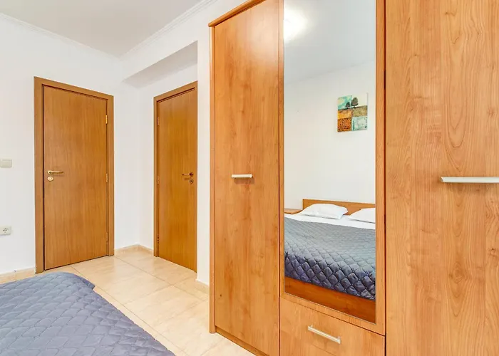 Апартаменты Two-bedroom In The Heart Of The Rhodopes